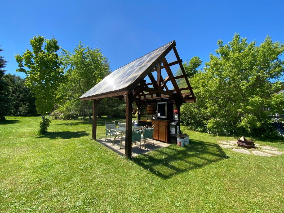 Dreamers Writing Farm, 3 Wooded Acres, Hepworth Sauble Beach Exterior foto